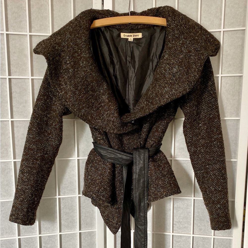 Retro 50’s Inspired Tweed Flair Large Collar Wrap Coat – size SMALL